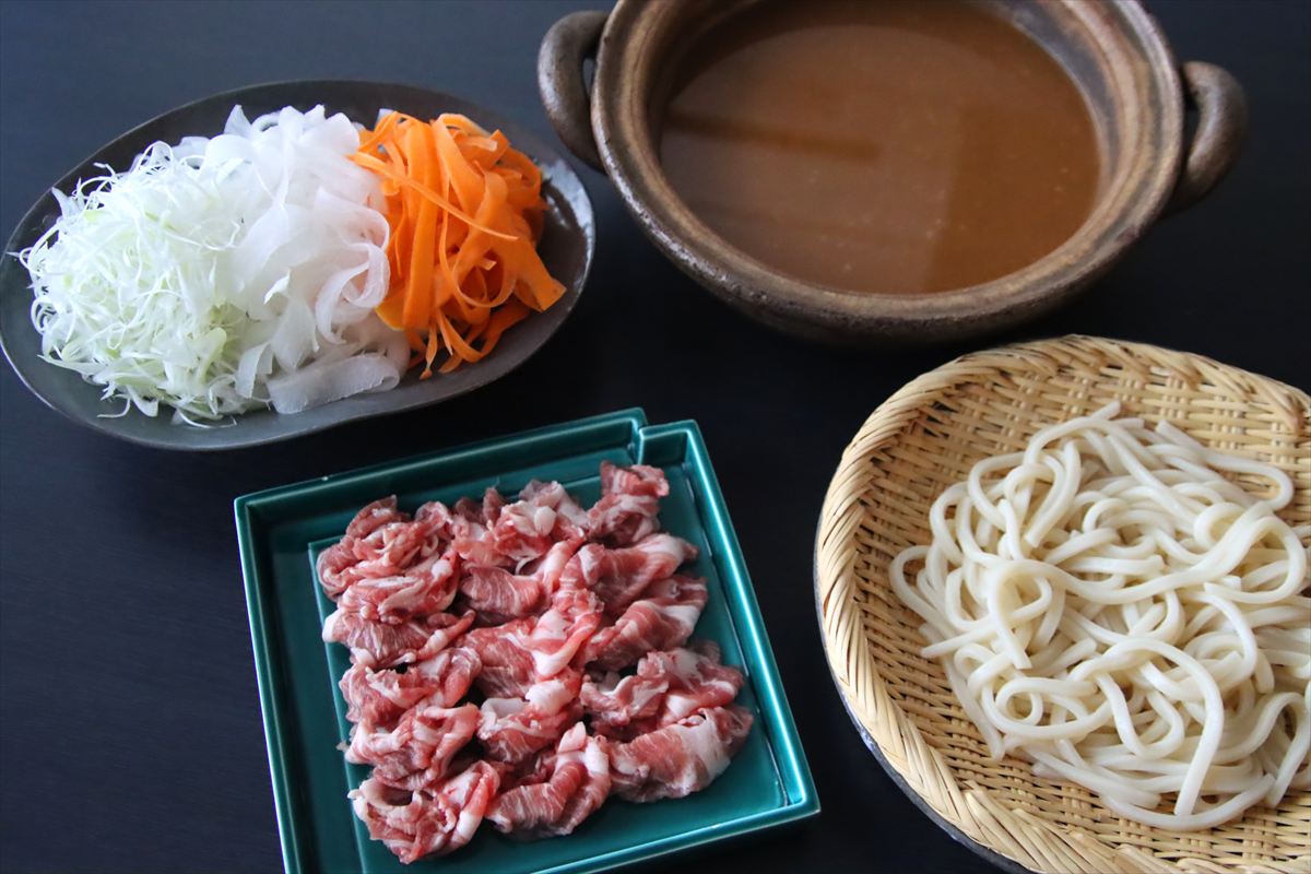 味噌と酒粕の豚しゃぶ鍋